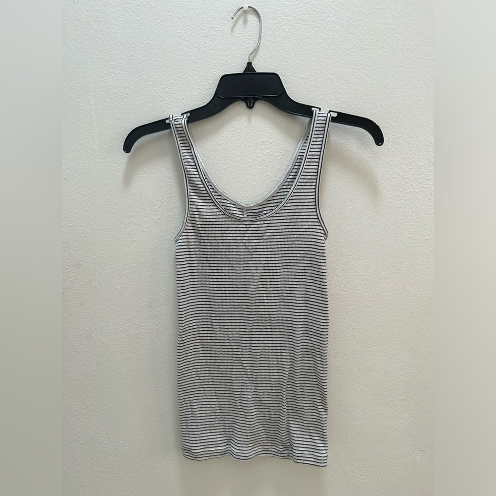 Old Navy Tank Top. Size Small